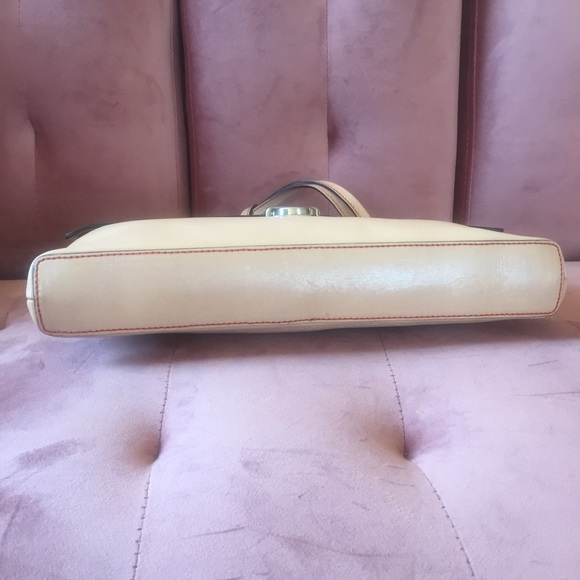 MARC JACOBS Blush Vintage Handbag. AS IS - Picture 4 of 13